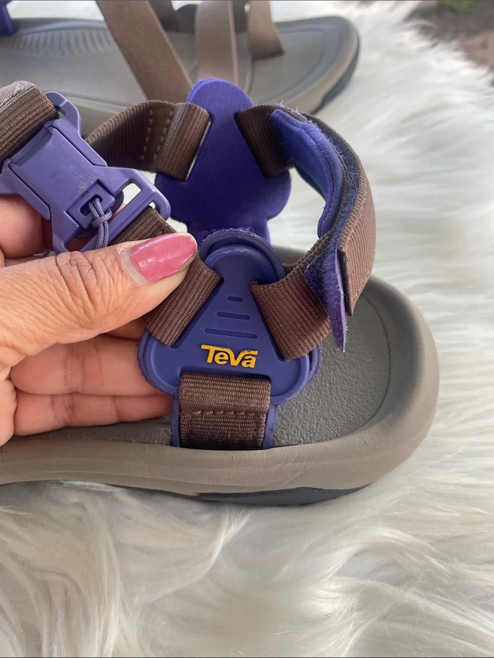 Teva Men’s Hurricane Terra Dactyl Rum Raisin All Day Wear Sandals